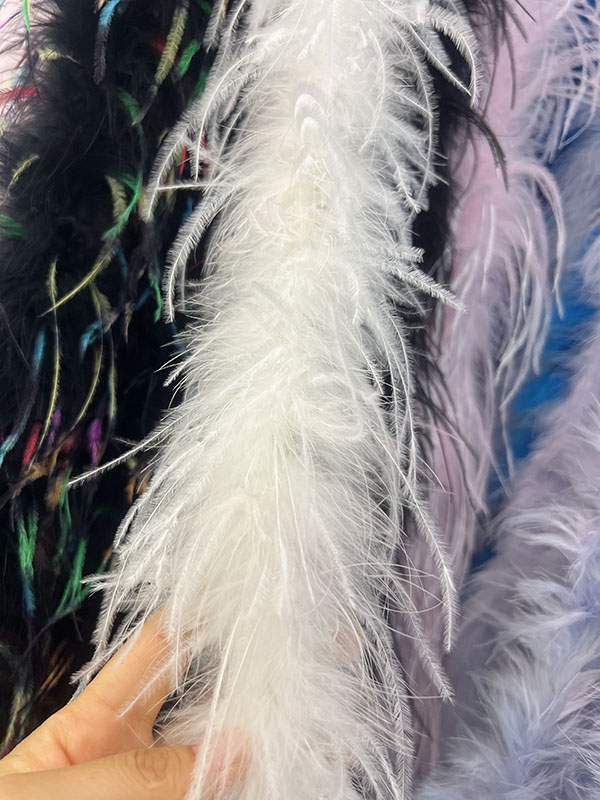 white feather boa