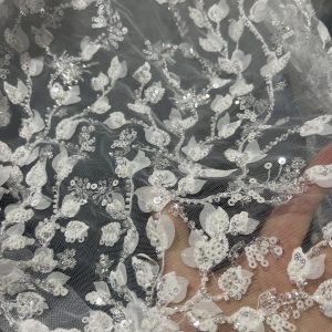Encaje de flores 3D blanco